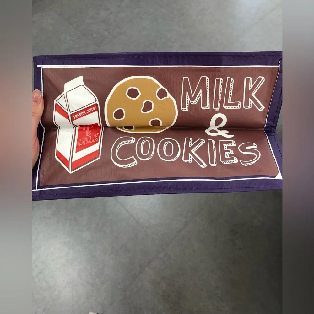 Trader JoeS comes reusable